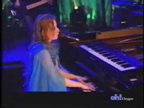 Tori Amos-A sorta fairytale-one of the BEST versio...