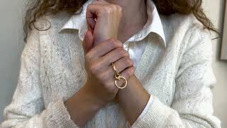 Vidéo: Bague OLE IYNGGAARD "Nature ring with pendant". Taille 56 , Prix neuf : 2670€