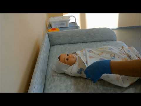 Пеленание новорожденного медицинским работником в лечебном учреждении (в условиях сим. центра)