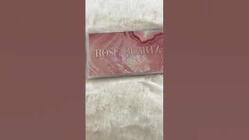 My Teeny  Tiny Eyeshadow Palette Collection ✨ (From 30+ to only 5) #declutter #decluttering #simple