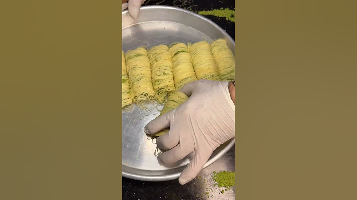 لفائف الكنافة محشية بالفستق و القشطة 😍 مبرومة تركية 😋 #كنافة katmercidayiadana