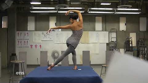 Gesture Drawing II | With Chris Warner | Otis College of Art and Design