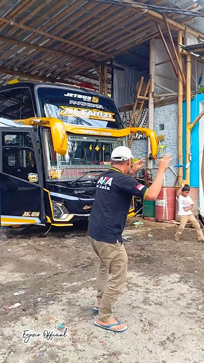 Joget Chicken Dance #basuri #telolet #busmania #trending #viral #funny #happy #comedyvideos #bus