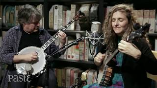 Bela Fleck &amp; Abigail Washburn live at Paste Studio NYC