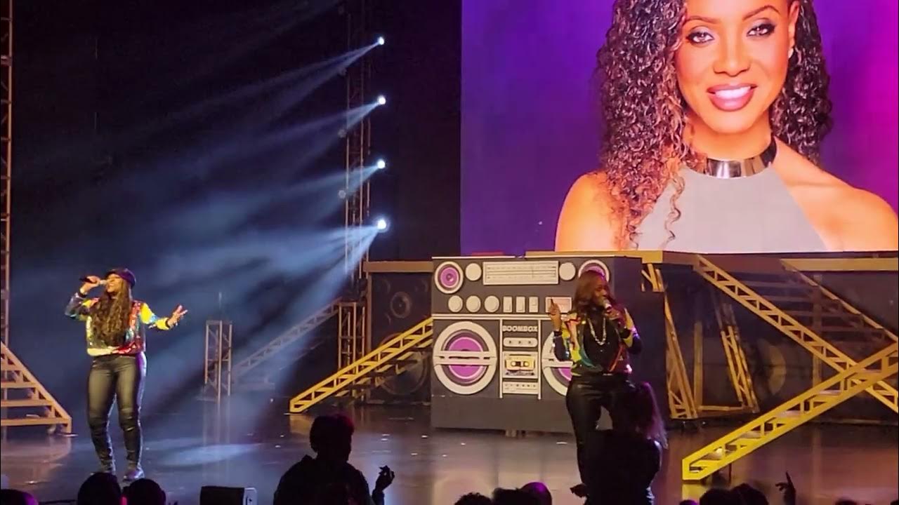 Boombox! A Vegas residency on shuffle. Ceelo Green. Ladies' tribute