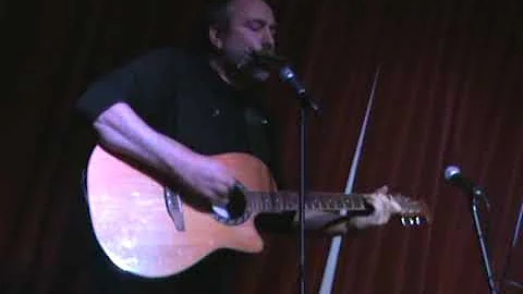 Dan Lemmon playing "I am a Travelling Boy"