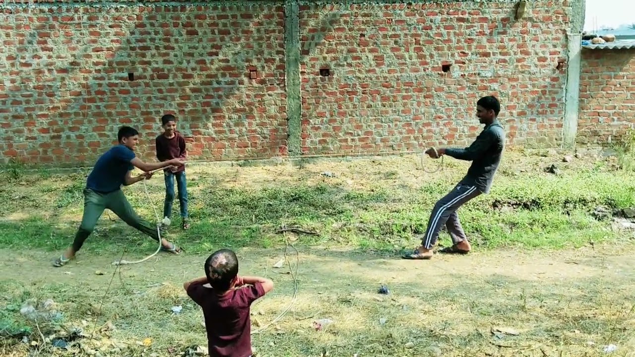 DESI TUG OF WAR 😄