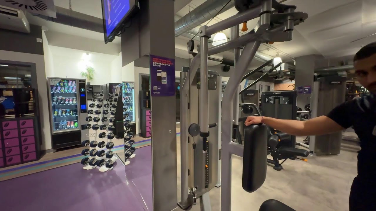 LATE NIGHT GYM THERAPY