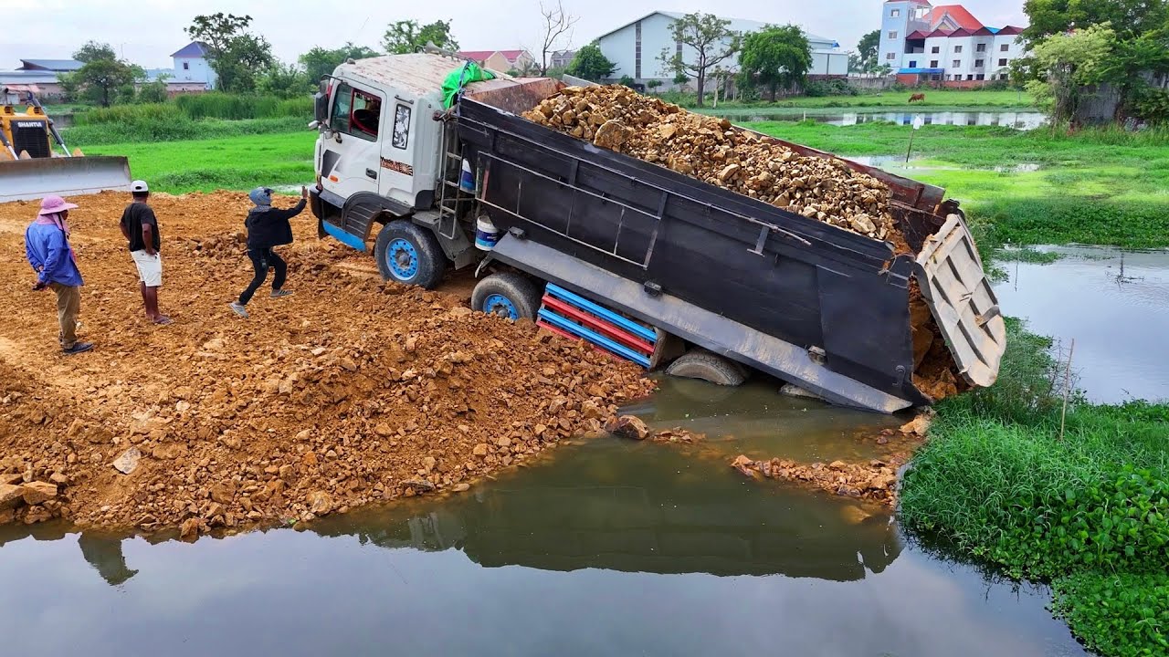 Keep your eyes open Incredible Landfill Dump Truck Back Uploading overturn rescue by dozer, Mix VDO