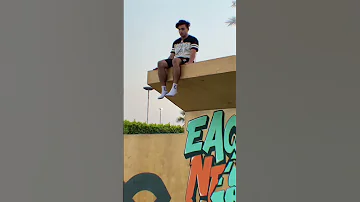 راكب توكتوك 