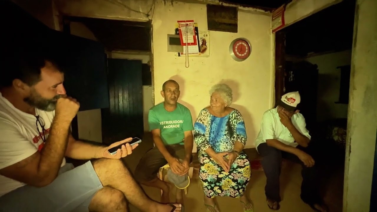 SERÁ QUE O TÍ CLÓVIS ACEITOU A NAMORADA ??