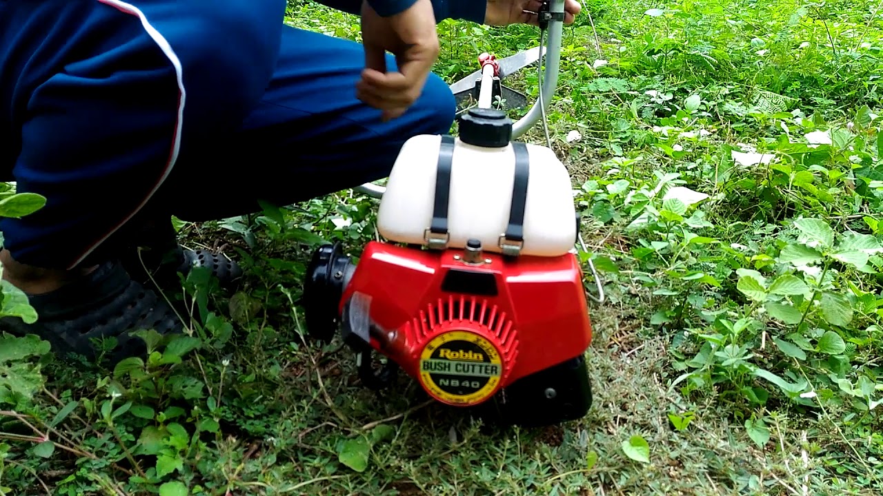 เครื่องตัดหญ้า Robin NB40