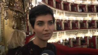 Tuba buyukustun Özpetek, La Traviata ile Napoli’yi yine fethetti