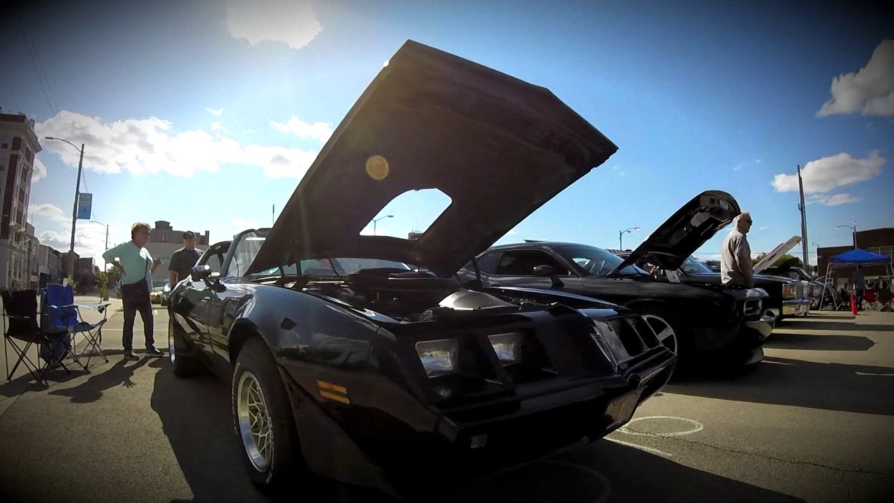 39th Annual Freeport,IL Cruise Night Insanely cool VW etc YouTube