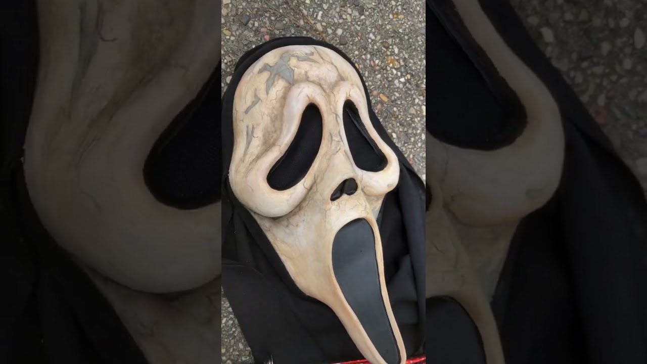 Scream 6 mask I made out of an ultra white mask and a hand sewn shroud 👌 :  r/Scream