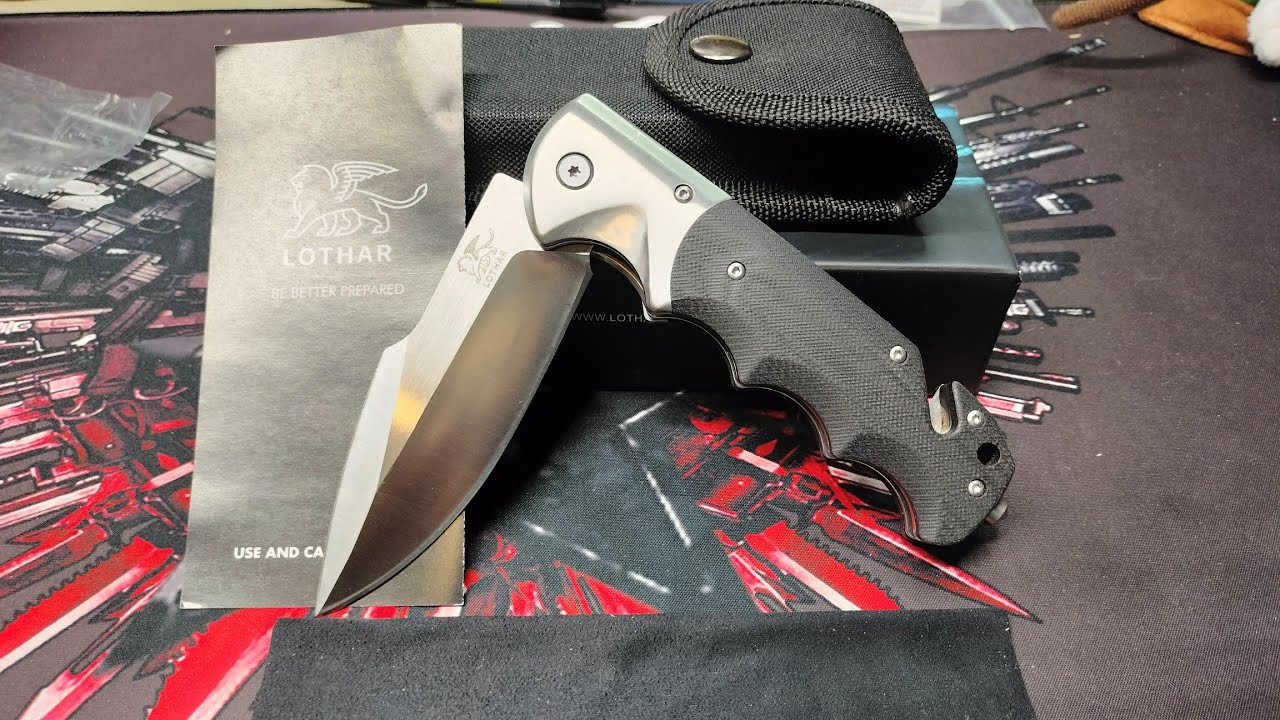 LOTHAR Smaug Pocket Knife, let's take a look at it.