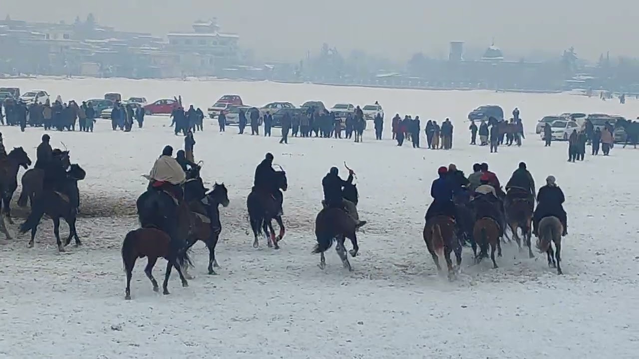 بزکشی جالب در روز برفی شهر کندز#afghan #کندز #kunduz