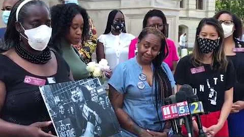 Jacqueline Sanders, Mother of Oscar Cain w/ Rep. B...