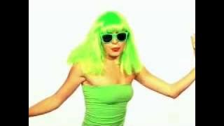 Download lagu Stereo Total - No Controles