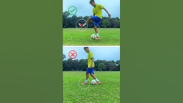 Easy Messi flick up skill⚽️.#shorts #football #messi #skills #tutorialvideo #