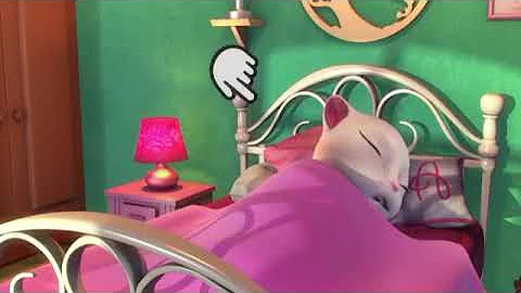 Talking Angela and Talking Tom are Summer Fun at the Beach