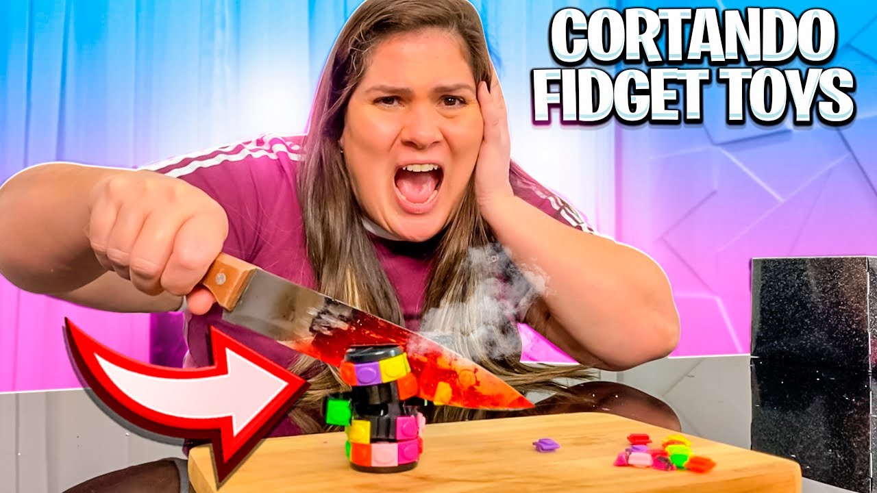 CORTANDO FIDGET TOYS DE UMA MANEIRA MUITO DIFERENTE!!!