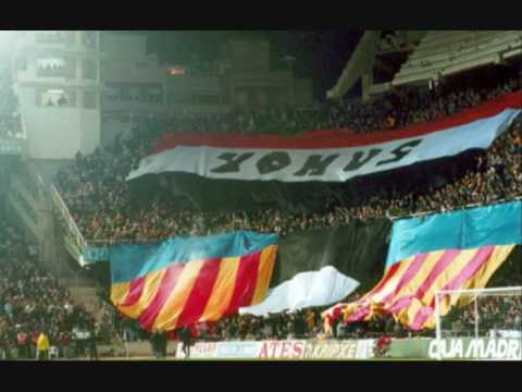 Â¡GRADA JOVEN YA! PARA ANIMAR AL VALENCIA. Homenaje a la aficiÃ³n del Valencia CF. CÃ¡nticos de Mestalla subtitulados con imÃ¡genes de la mejor aficiÃ³n del mundo.