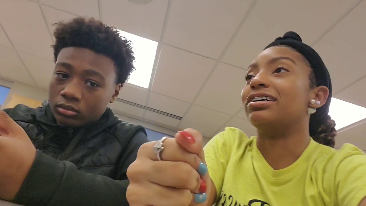 LIP GLOSS CHALLENGE DAY3 YouTube