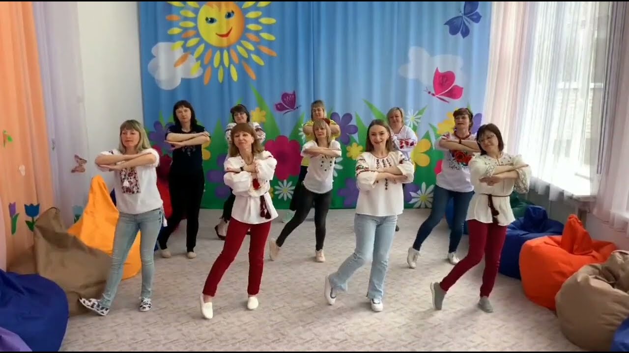 Патріотична руханка "Ой у лузі червона калина"