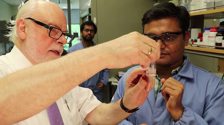 Inside Sir Fraser Stoddart's Lab at Northwestern U...