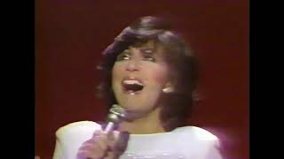 Cher - Holdin' Out For Love (Mike Douglas - 1980)