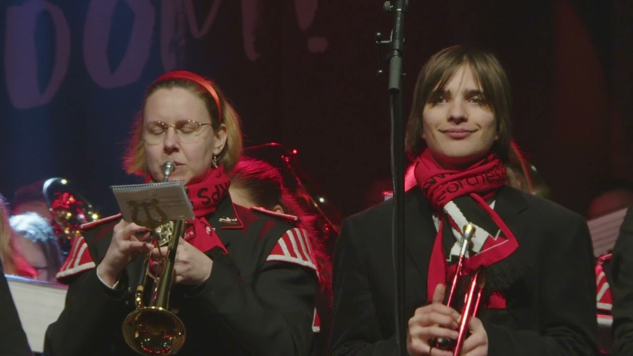 Karnevalistischer Zapfenstreich Schluss am Dom 21.02.2023