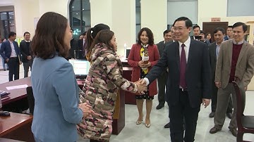 Phó Thủ tướng Chính phủ Vương Đình Huệ thăm, động viên các đơn vị tài chính Nghệ An