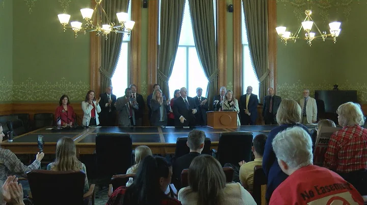 Republican lawmakers put pressure on Iowa Senate to curb eminent domain