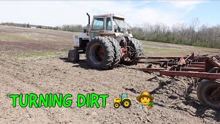 Turning Dirt With the Case 1570