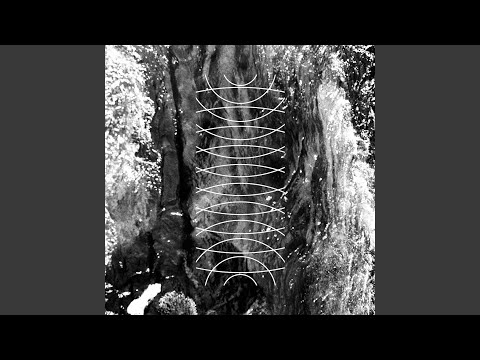 Empty Streets adlı videoyu YouTube'da izle Empty Streets adlı videoyu YouTube'da izle