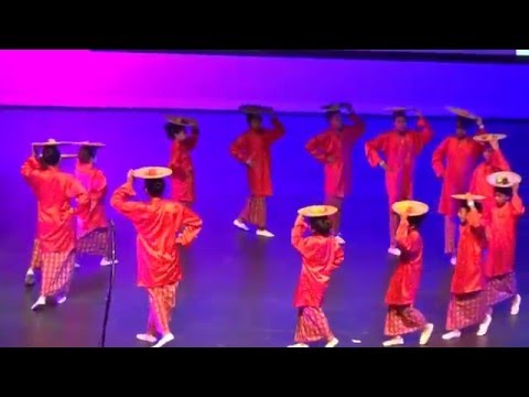 Dansa Keku Dulan ( Group Kebudajaan Nunusaku ) dari Capelle aan den IJssel Dansa Keku Dulan ( Group Kebudajaan Nunusaku ) dari Capelle aan den IJssel