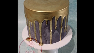 Marble & gold drip cake -