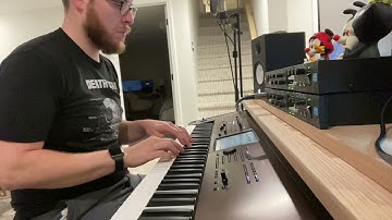Korg Kronos - Custom Wave Sequence with pad + lead