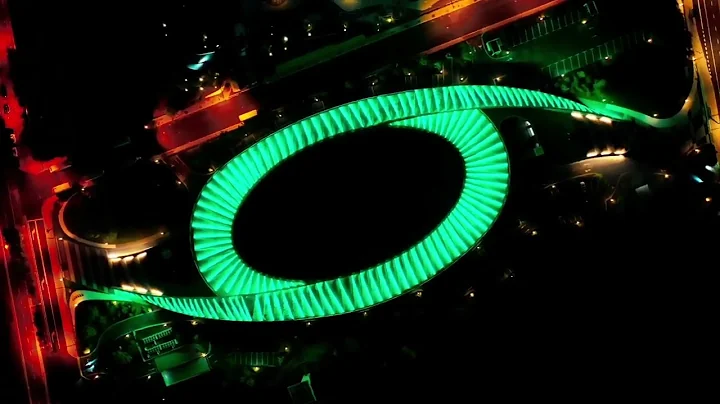 Enjoy the spectacular light shows at the Qiantang Roller Sports Centre - DayDayNews