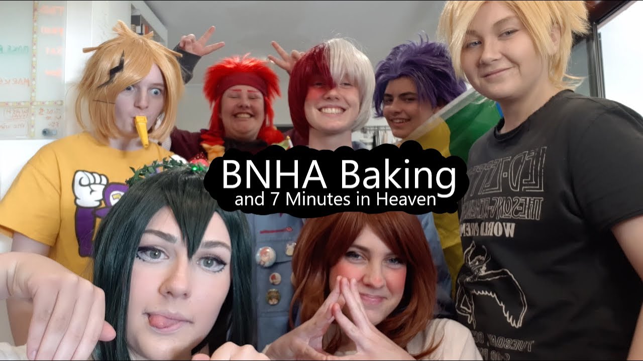 WhERes tHe cOrNfLaKeS!? | BNHA Baking and 7 Minutes in Heaven | 1K Subs Special
