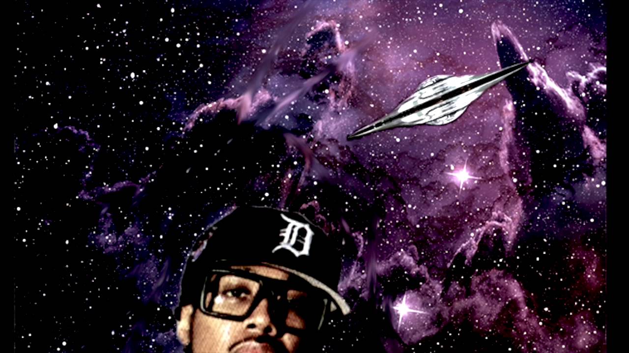 Elzhi - ALIENated (feat. Smitty) adlı videoyu YouTube'da izle Elzhi - ALIENated (feat. Smitty) adlı videoyu YouTube'da izle