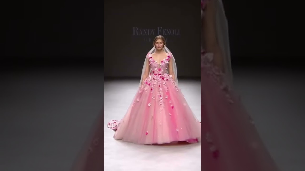Pink wedding dress !!! 