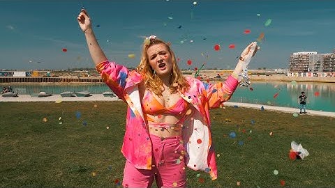 Gini - Weekend Mode (Official Music Video)