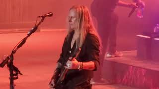 ALICE IN CHAINS Performing Would Live at Shoreline Amphitheater Mountain View CA 9.5.2022