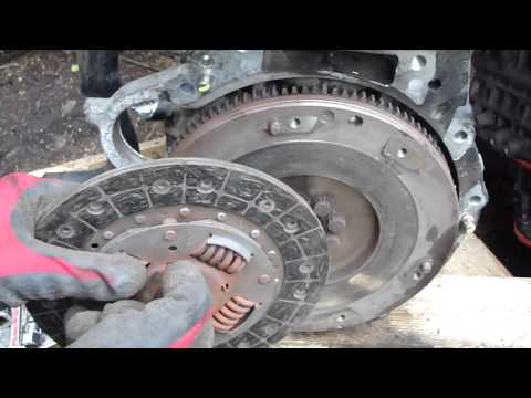 How to know that Toyota Corolla clutch is the end and over