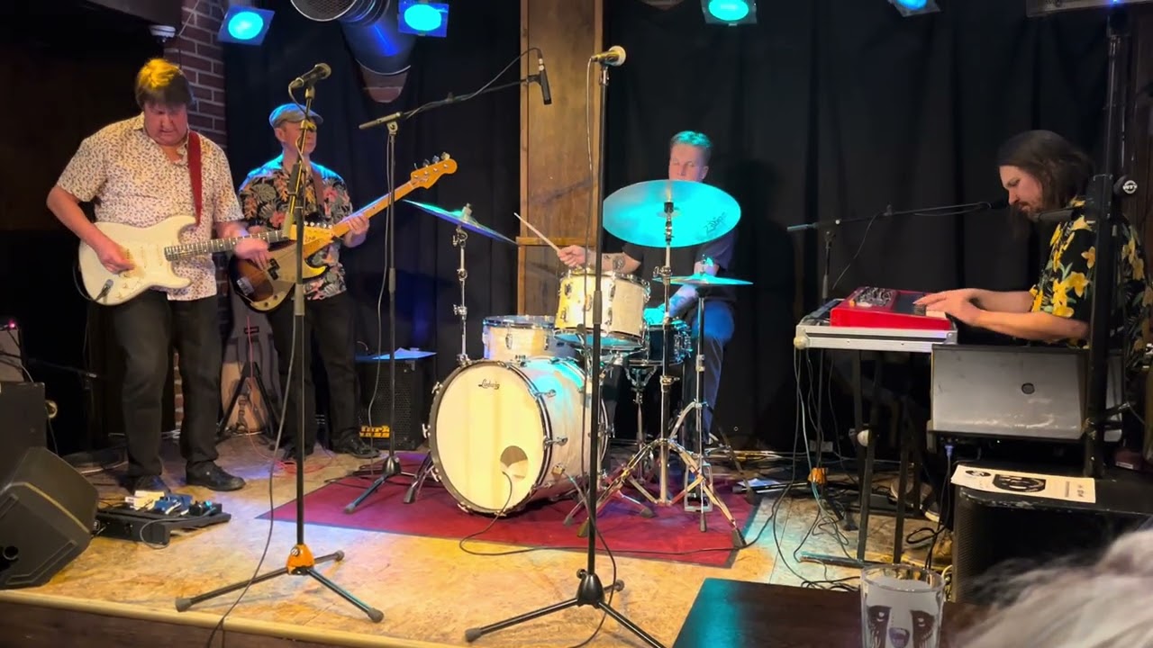 Hauki Blues Band - ”Watermelon man”