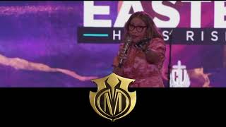Celebrity Sapp Marvin Sapp’s New Wife Tells Bloggers: “I bought the helicopter” Wealth