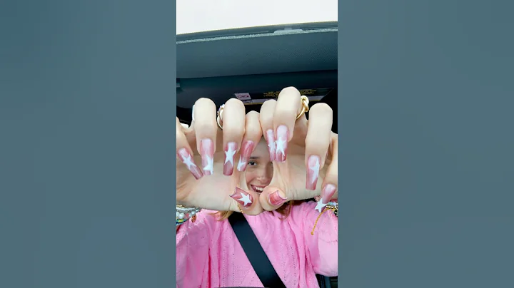 new nails 🎀⭐️❄️🪩 what do you think?? #lisi #lisishops