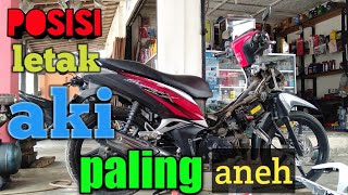 LOCATION OF THE SUPRA 125 BATTERY. Why is it here?